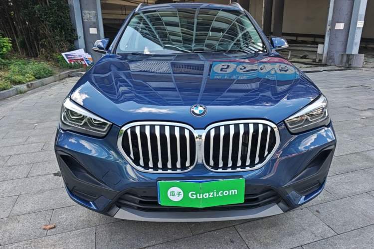 BMW X1 2022 — фото 2