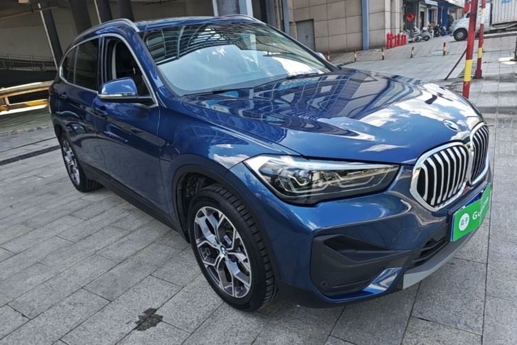 BMW X1 2022 — фото 3