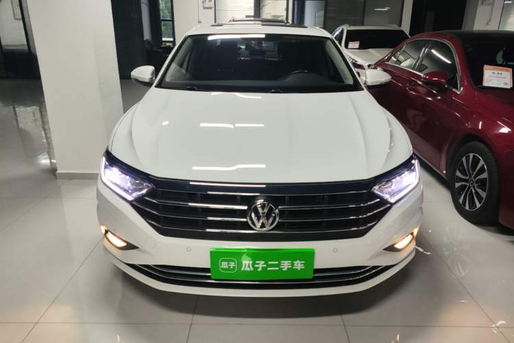 Volkswagen Sagitar 2022 — 2