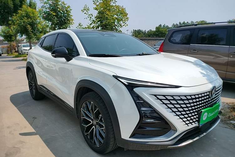 ChangAn UNI-T 2022 — 3