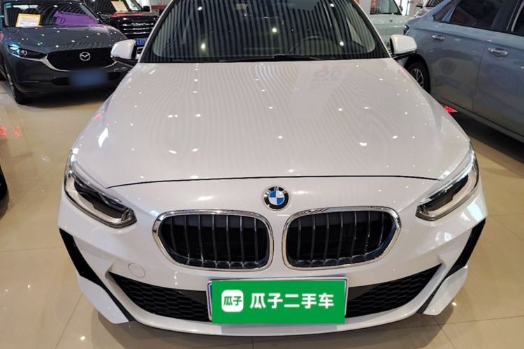 BMW 120i 2020 — фото 2