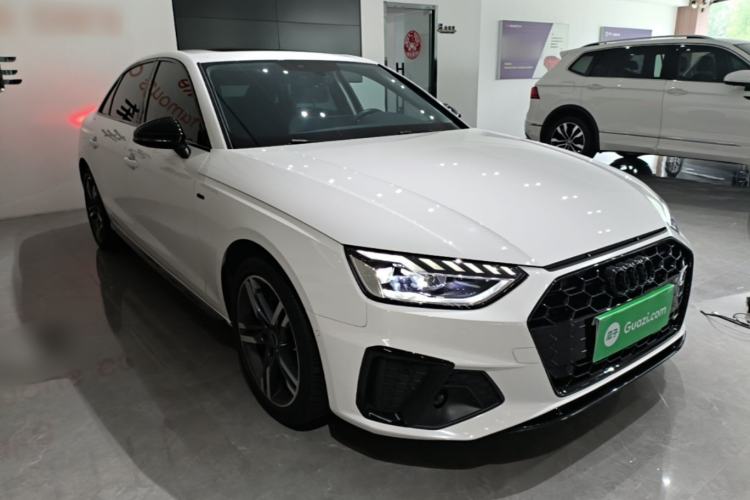 Audi A4 2022 — 3