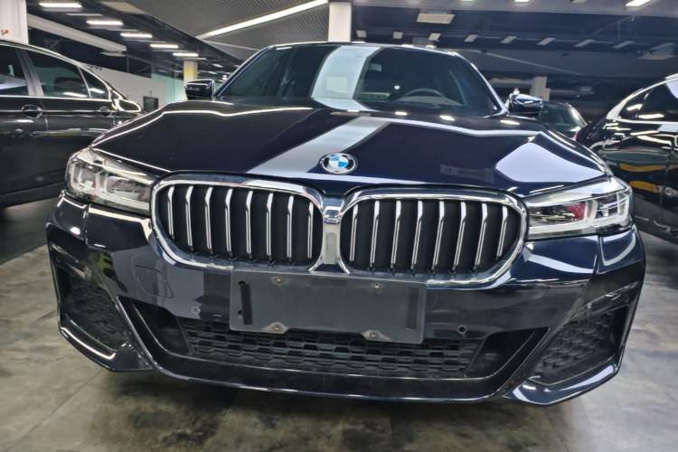 BMW 525Li 2021 — 2