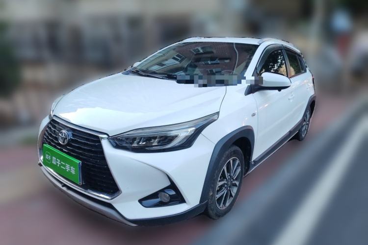 Toyota Yaris L 2020 — фото 1