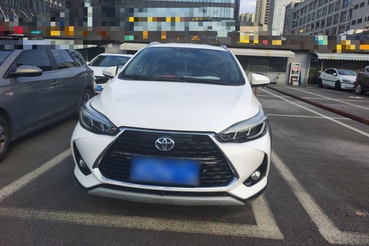 Toyota Yaris L 2020 — фото 4