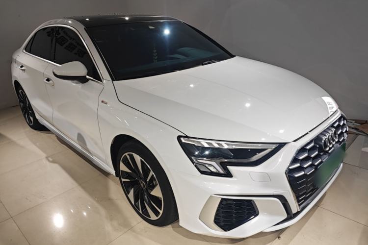 Audi A3L 2023 — фото 3