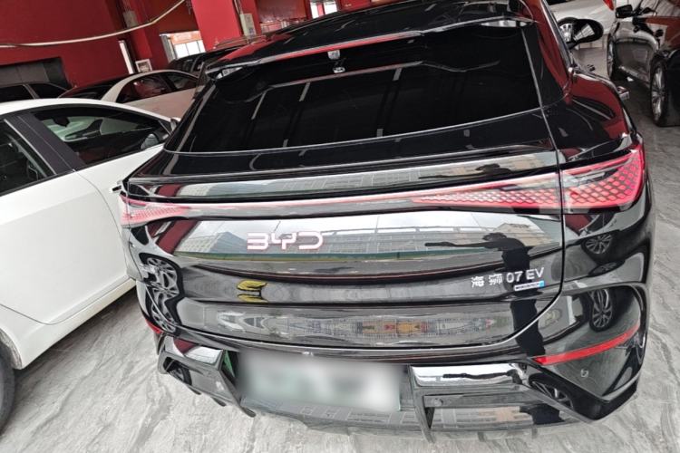 BYD Sealion 07 EV 2025 — 5
