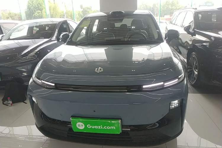 Leapmotor B10 2025 — 2