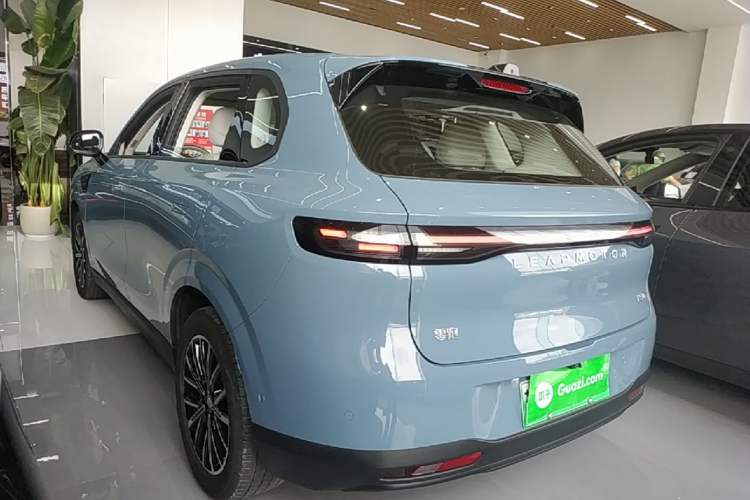 Leapmotor B10 2025 — 4