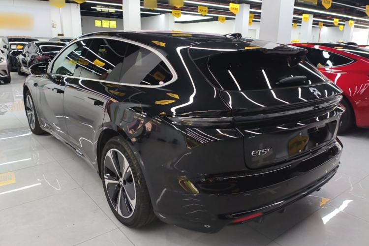 NIO ET5T 2025 — 4