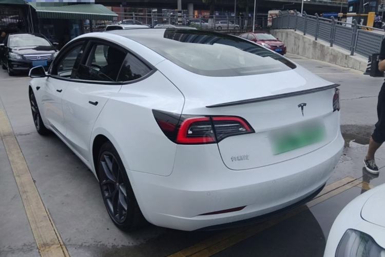 Tesla Model 3 2021 — 4