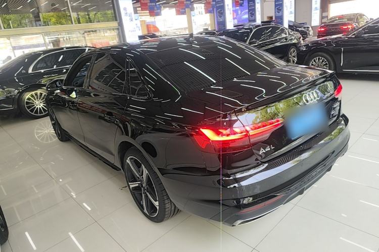 Audi A4 2024 — 4