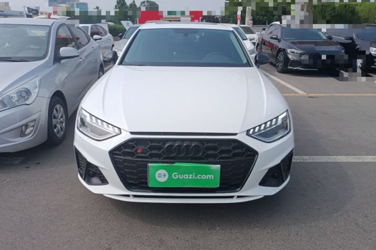 Audi A4 2020 — 2
