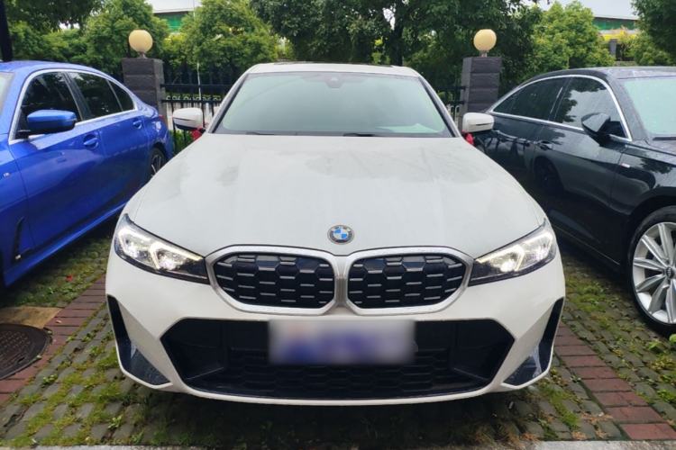 BMW 325Li 2024 — 2