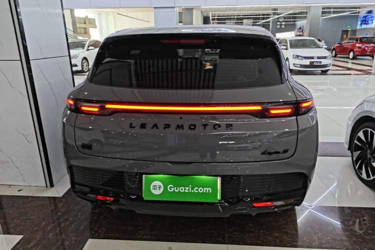 Leapmotor Lafa5 2026 — 5
