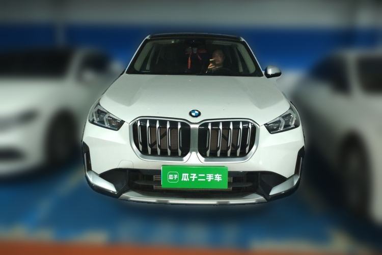 BMW X1 2023 — 2