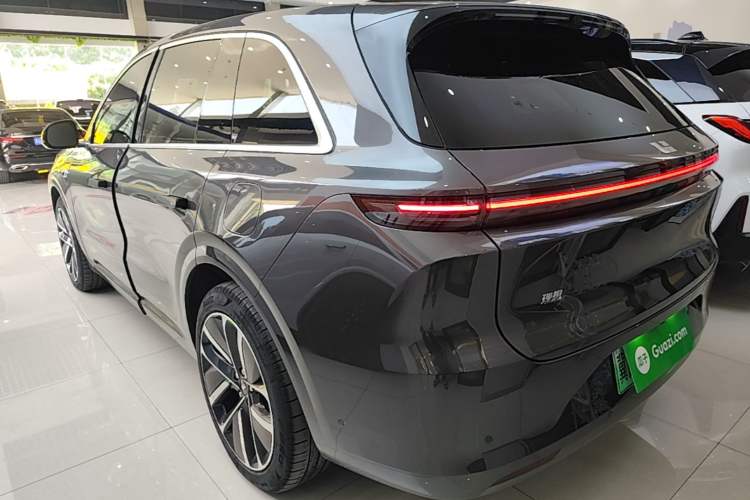 Li Auto L6 2024 — 4