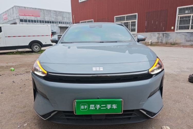 Geely Galaxy L6 2024 — 2