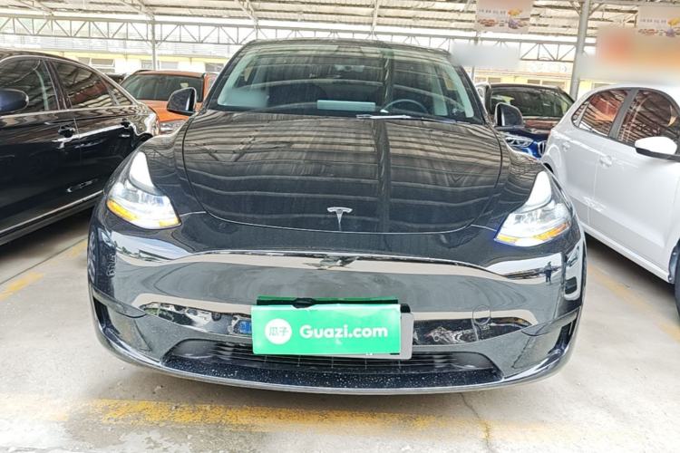 Tesla Model Y 2022 — 2