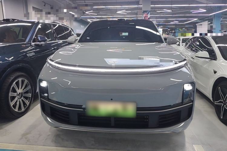 Li Auto L9 2025 — 2