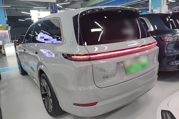 Li Auto L9 2025 — 4