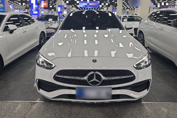 Mercedes-Benz C 260 L 2024 — 2