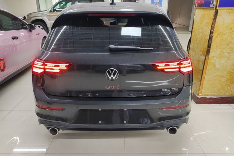 Volkswagen Golf GTI 2023 — 5