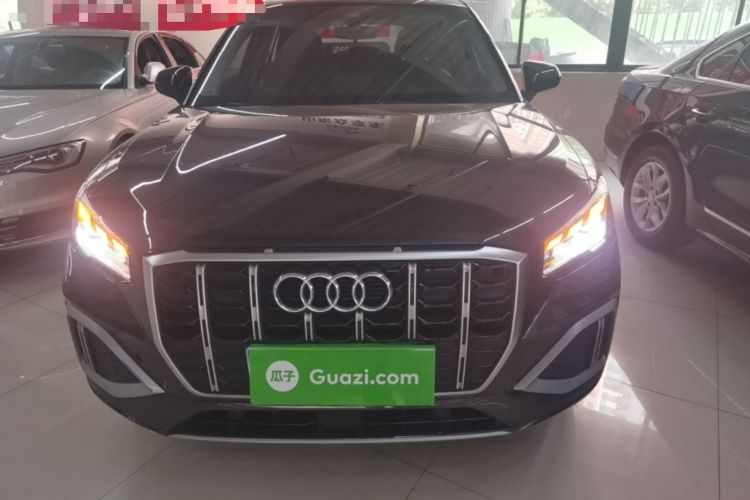 Audi Q2L 2022 — 2