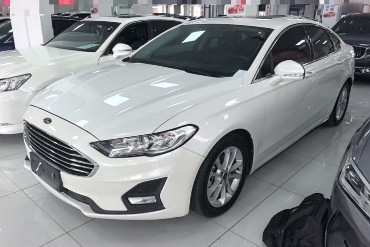 Ford Mondeo 2020 — фото 1