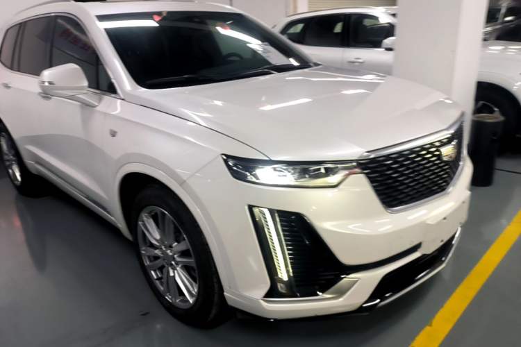 Cadillac XT6 2022 — 3