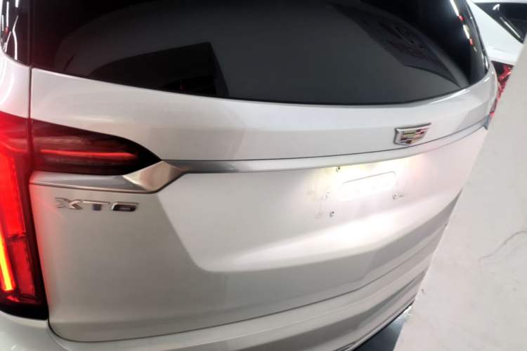 Cadillac XT6 2022 — 5