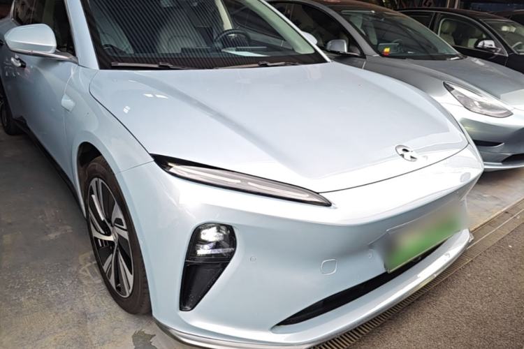 NIO ET5 2022 — 2