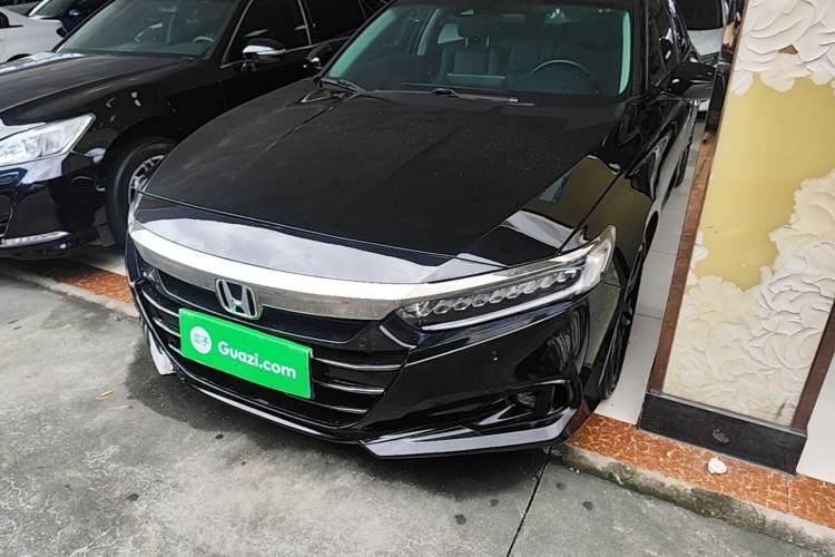 Honda Accord 2022 — фото 1