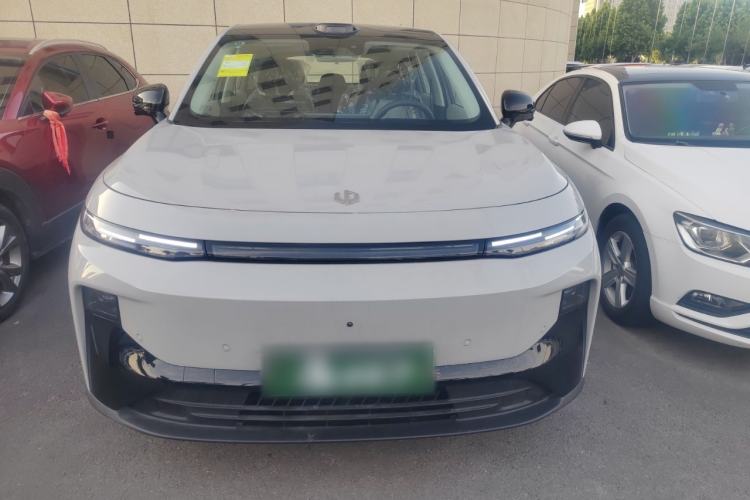 Leapmotor B10 2025 — 2