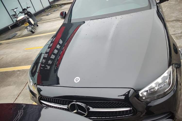 Mercedes-Benz E 300 L 2023 — 2