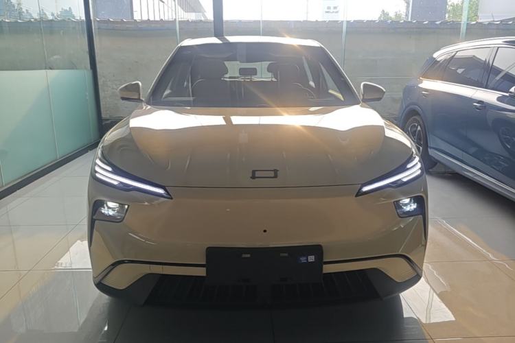 Bestune Yueyi 03 2026 — 2