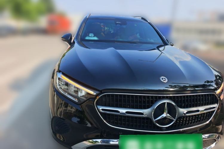 Mercedes-Benz GLC 260 L 2025 — фото 2
