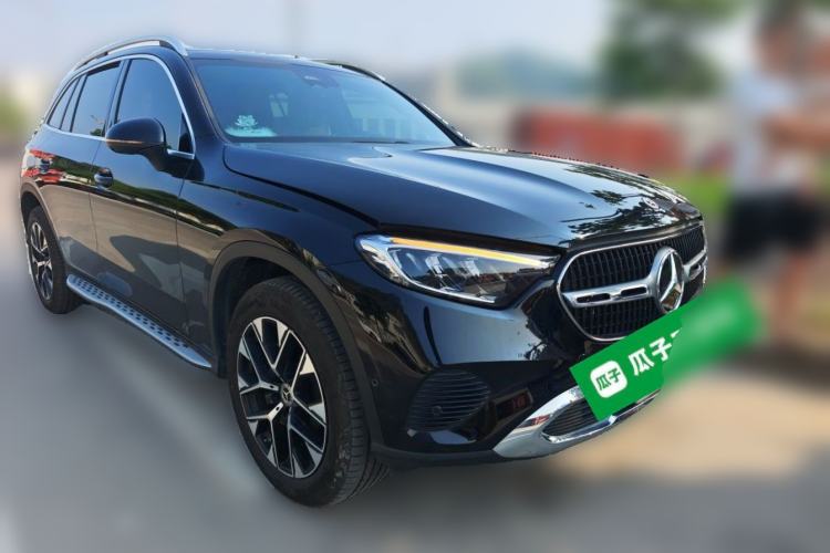 Mercedes-Benz GLC 260 L 2025 — фото 3