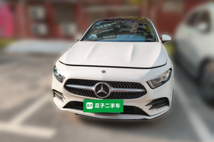 Mercedes-Benz A 200 L 2020 — фото 2