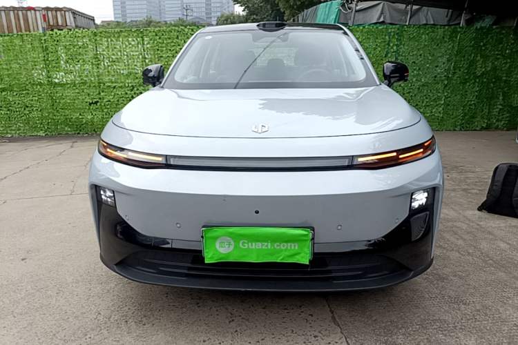 Leapmotor B10 2025 — 2