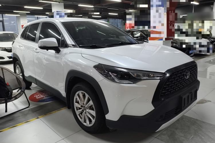 Toyota Corolla Cross 2022 — фото 3