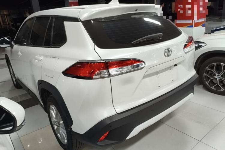 Toyota Corolla Cross 2022 — фото 4