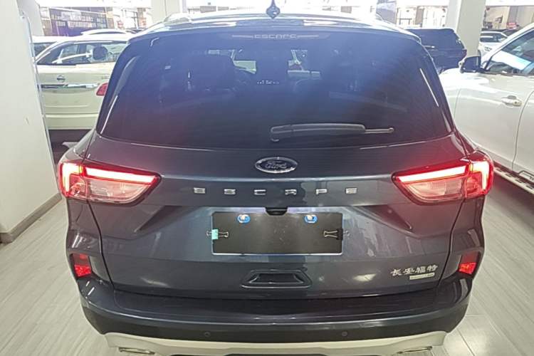 Ford Escape 2020 — 5