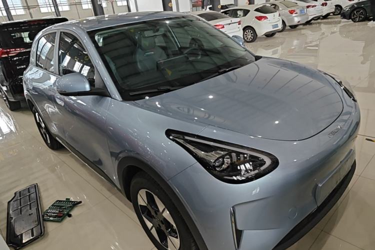 Geely Galaxy Geome 2025 — 3