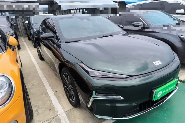 Geely Galaxy 8 2025 — 3