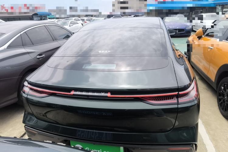 Geely Galaxy 8 2025 — 5