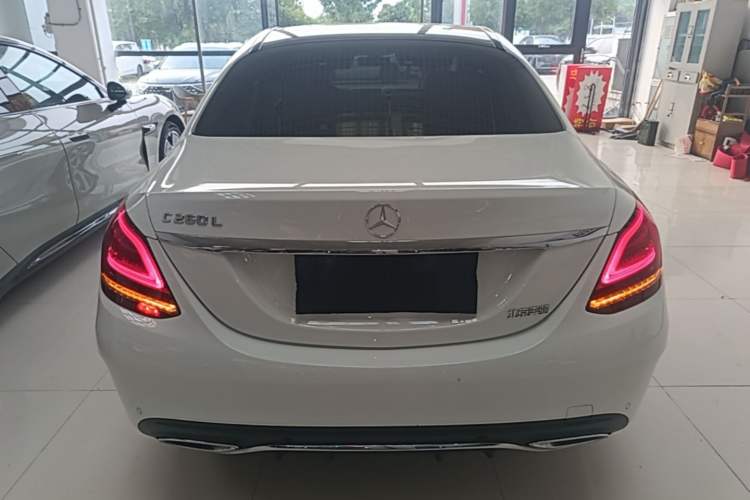 Mercedes-Benz C 260 L 2021 — 5
