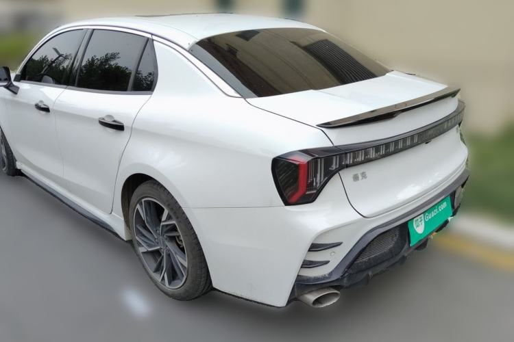 Lynk & Co 03 2025 — 4