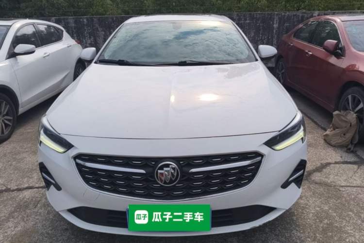 Buick Regal 2020 — 2
