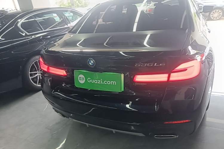 BMW 535Le 2022 — 5